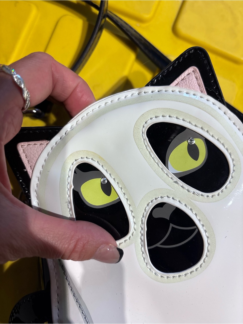 Betsey Johnson White Ghost Cat Crossbody with Black Strap - Picture 2 of 4